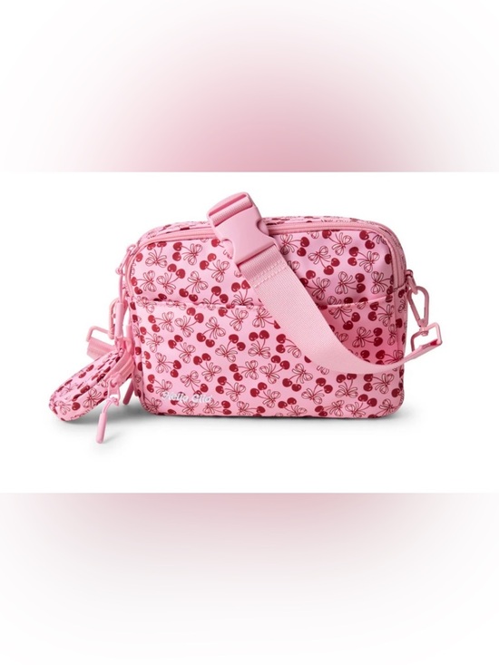 Hello Clio Handbags - Hello Clio Double Scoop Kindle bag NWT